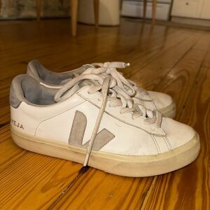 Women’s Veja Sneakers V-12